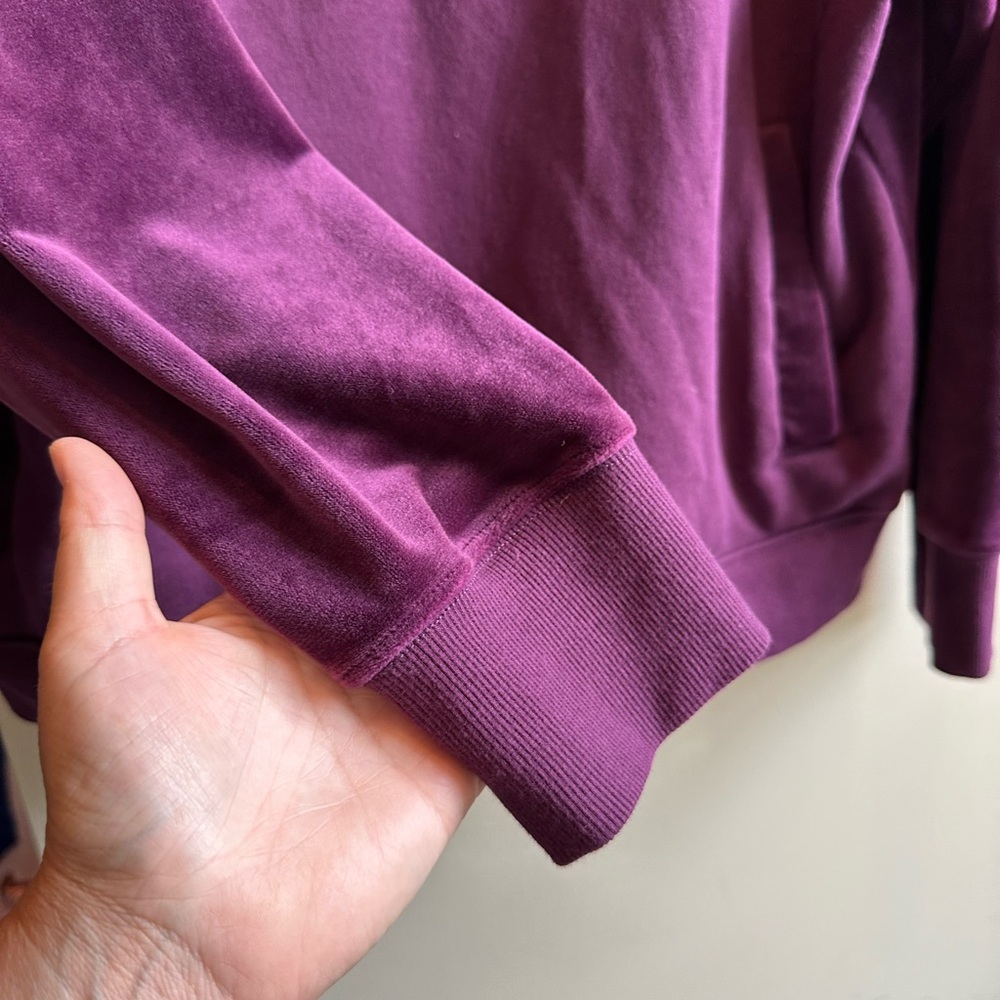 Champion Hoodie - Picture 13 of 14